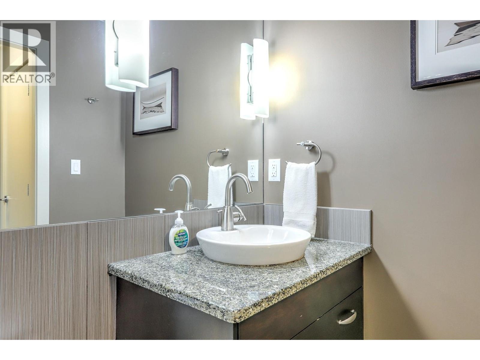 1324 7343 Okanagan Landing Road, Vernon