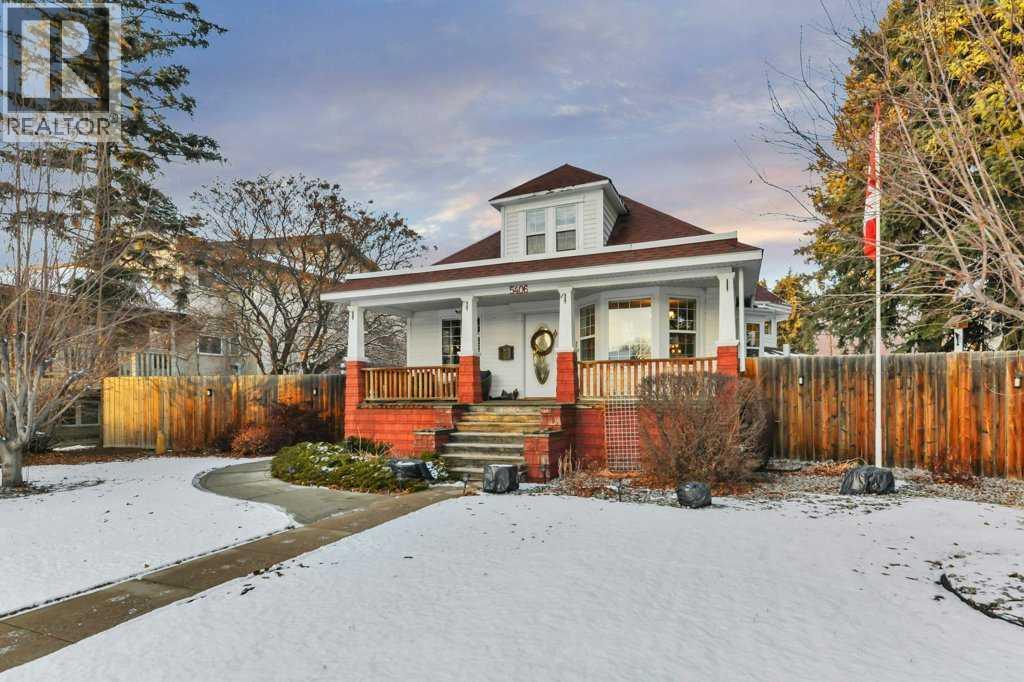 5406 50 Avenue, Lacombe