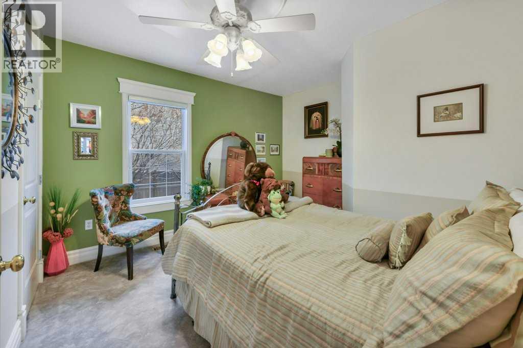 5406 50 Avenue, Lacombe