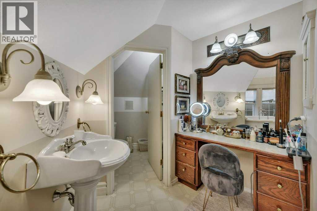 5406 50 Avenue, Lacombe