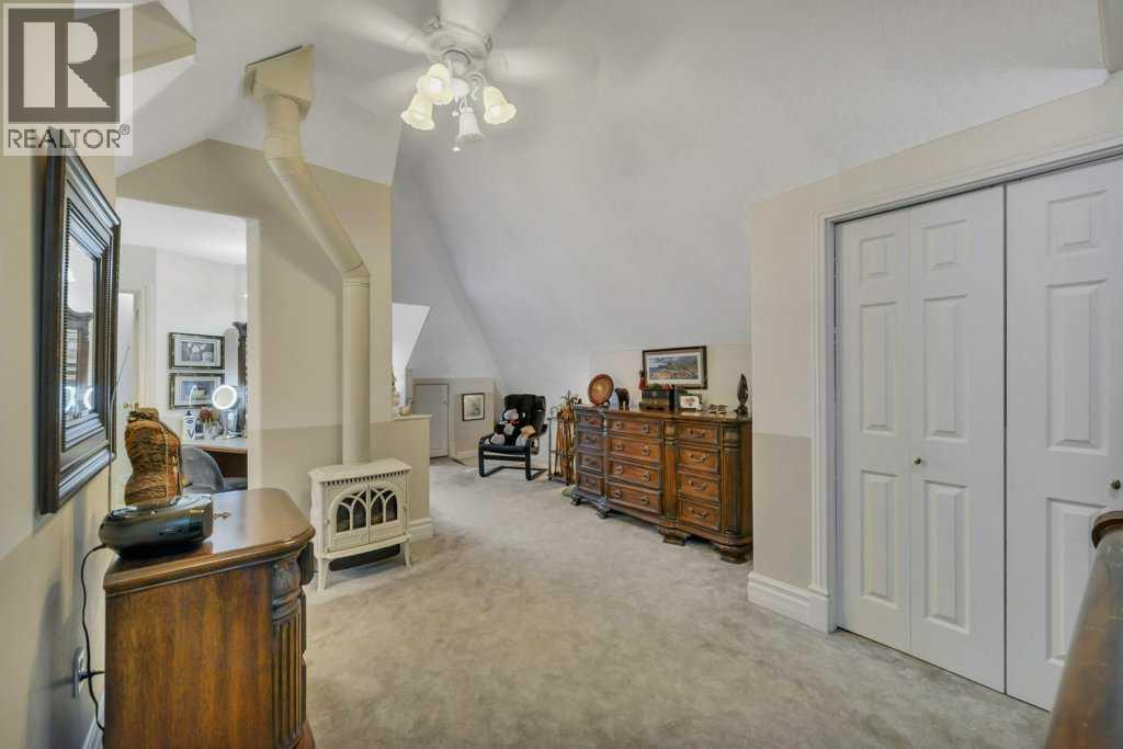 5406 50 Avenue, Lacombe