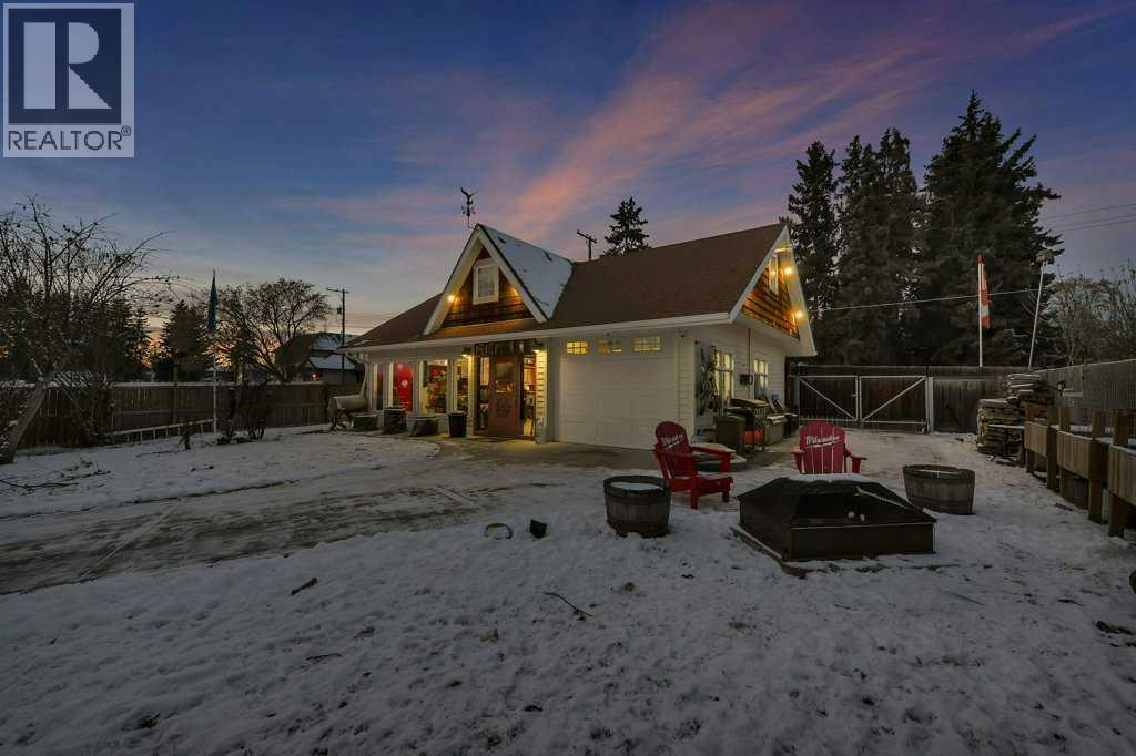 5406 50 Avenue, Lacombe