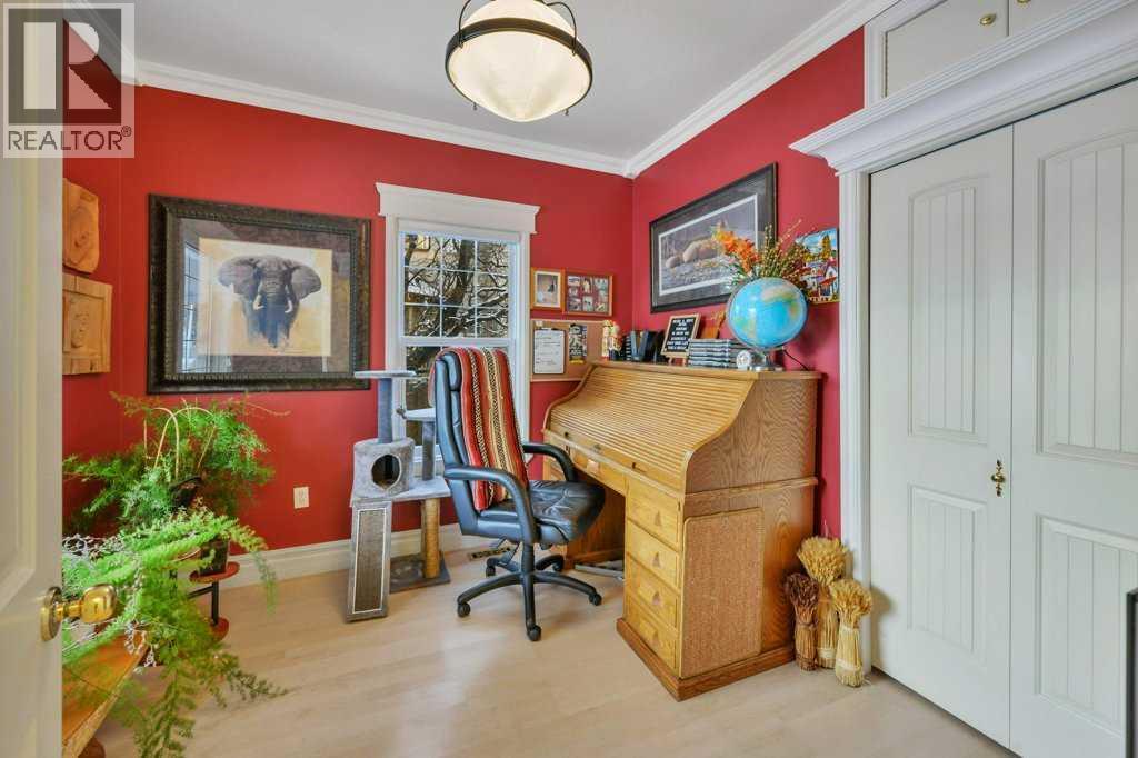 5406 50 Avenue, Lacombe