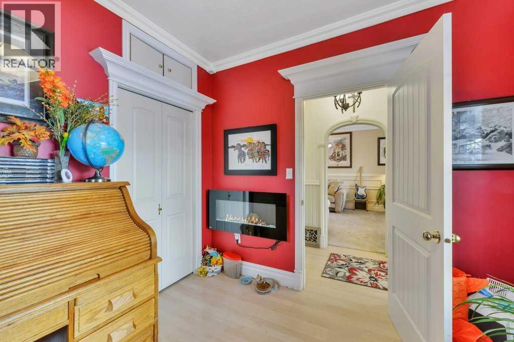 5406 50 Avenue, Lacombe