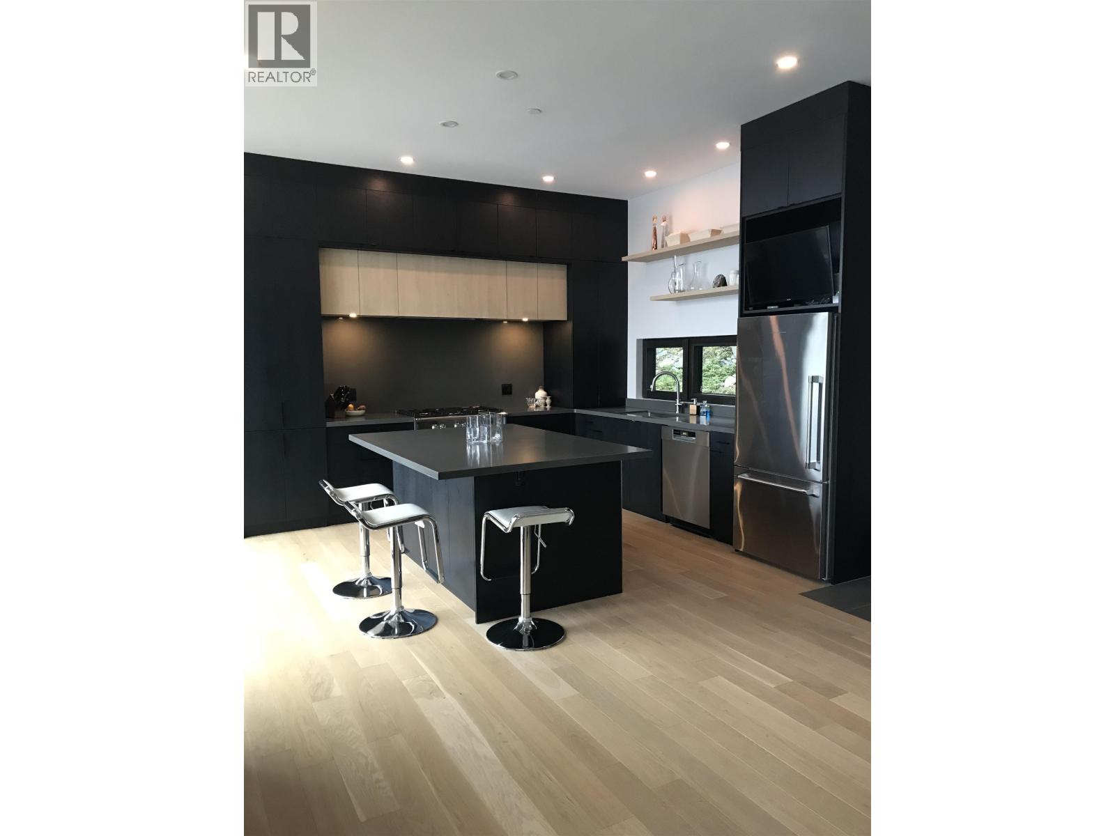 13221 PINEHAVEN WAY, Garden Bay