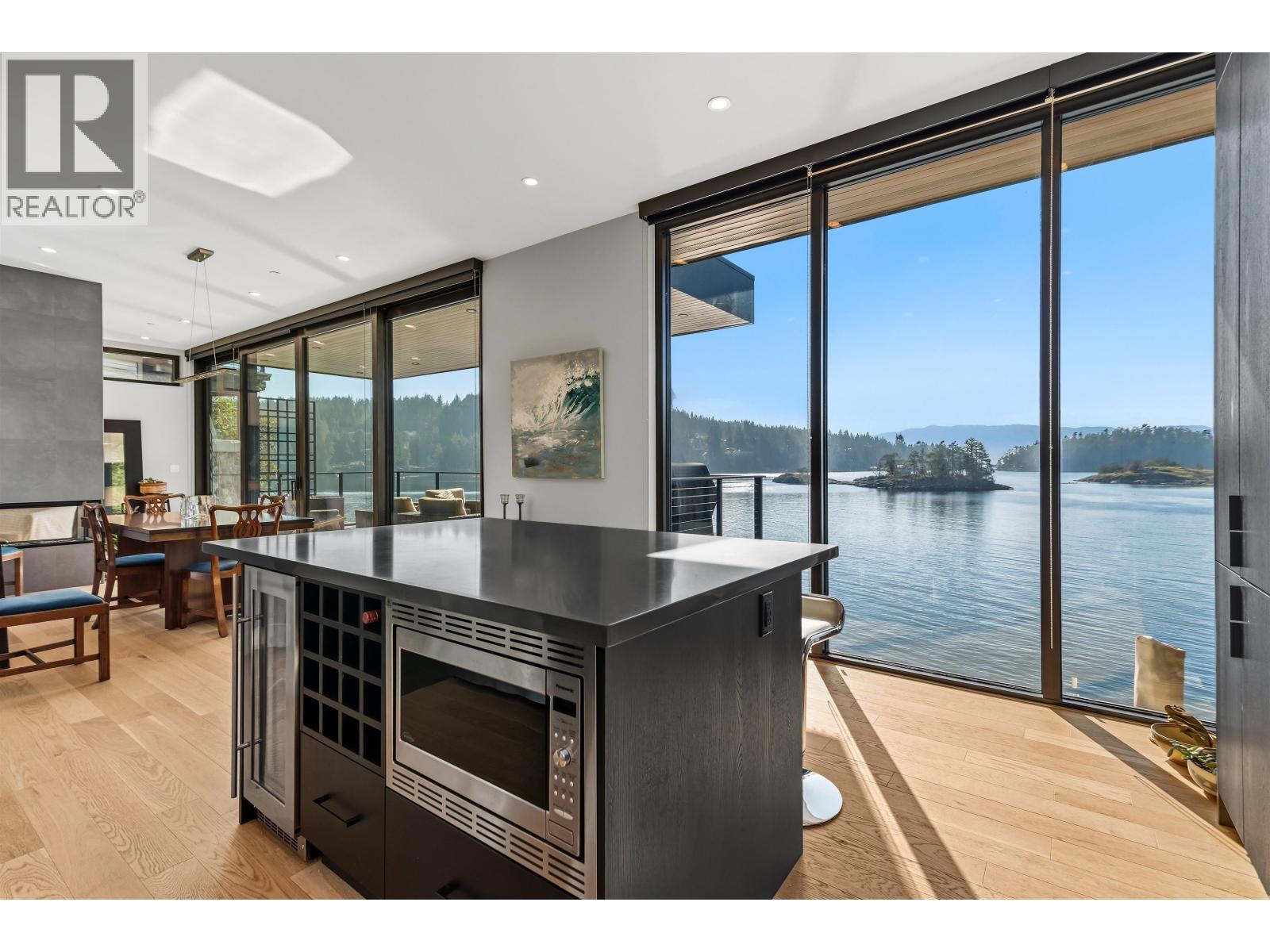 13221 PINEHAVEN WAY, Garden Bay