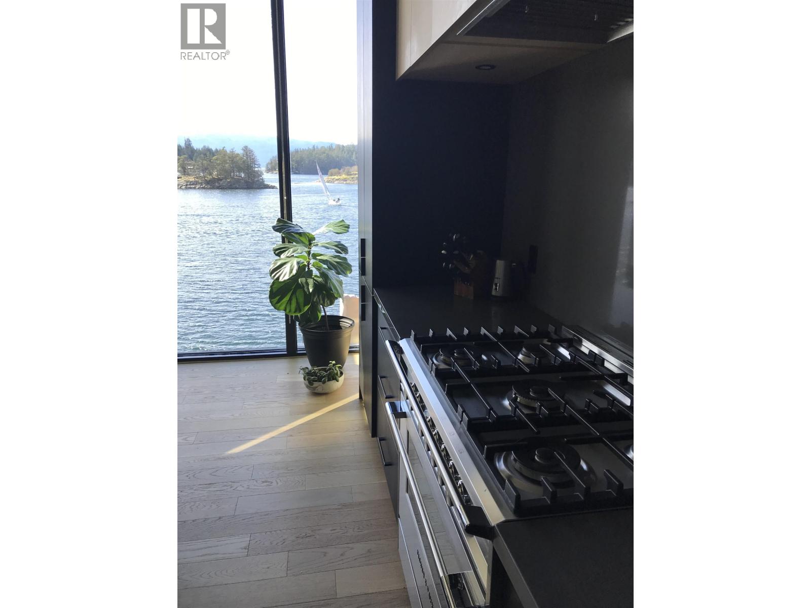 13221 PINEHAVEN WAY, Garden Bay