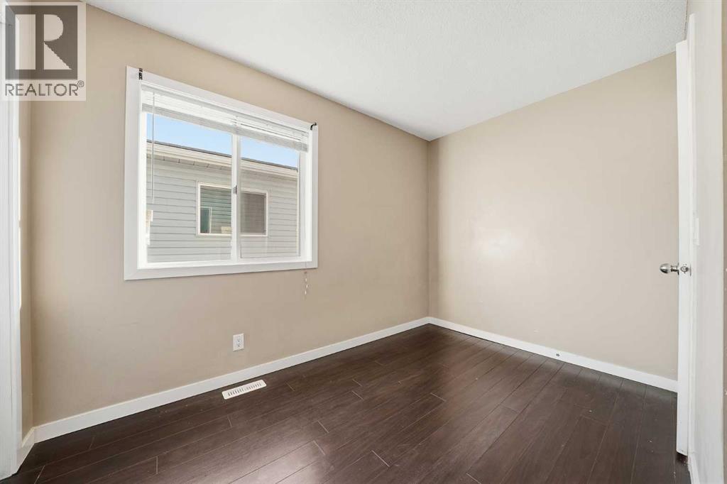 Single Family House Bi-level for Sale in  Falmere Way NE Falconridge Calgary 