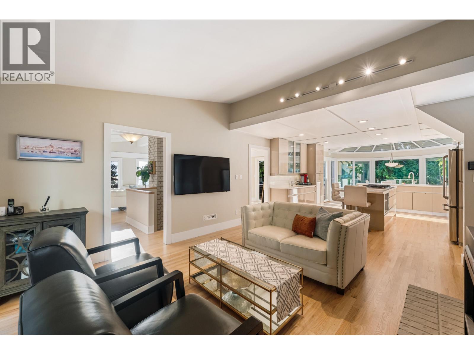 4721 WOODSIDE PLACE, West Vancouver