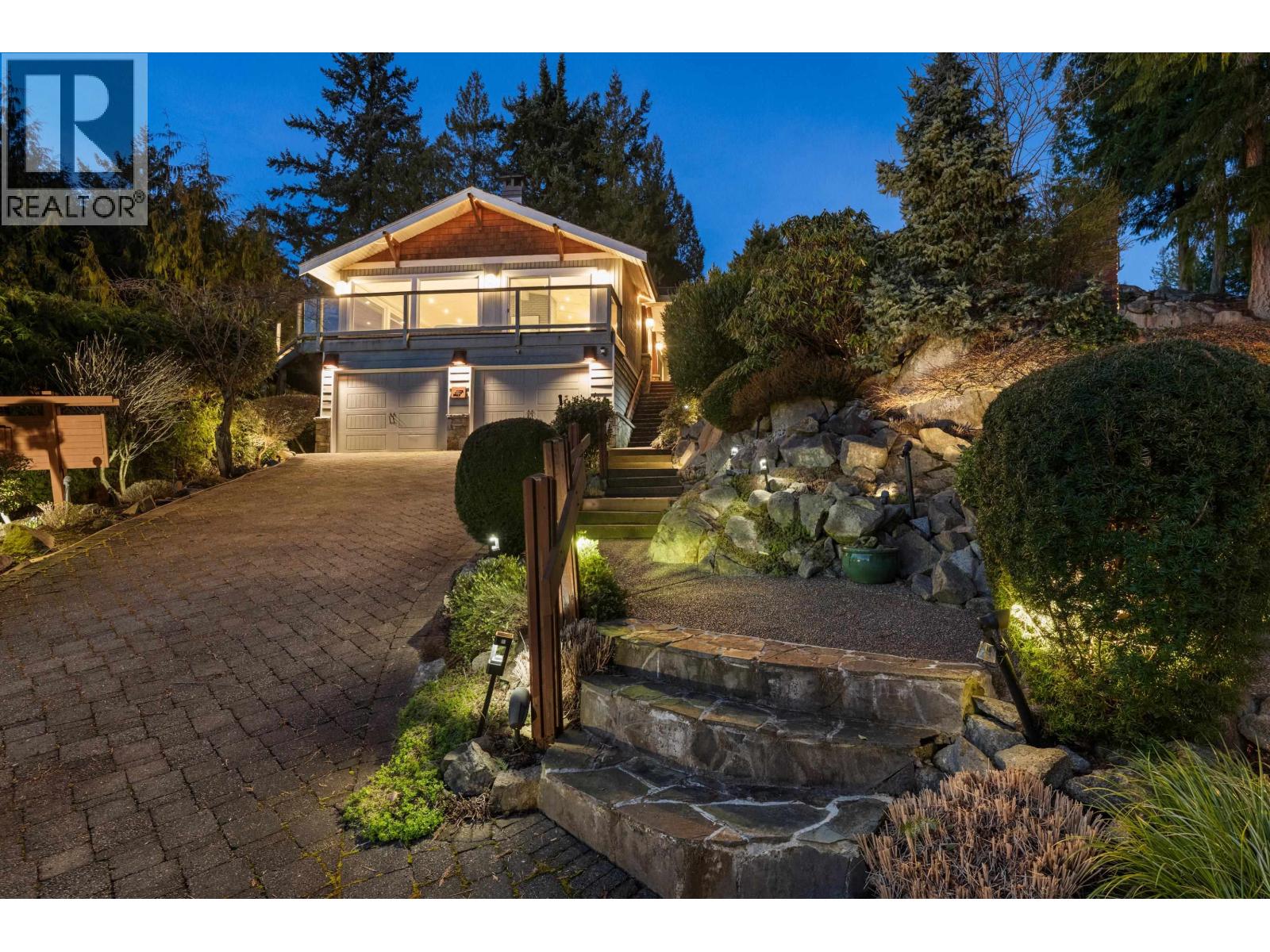 4721 WOODSIDE PLACE, West Vancouver