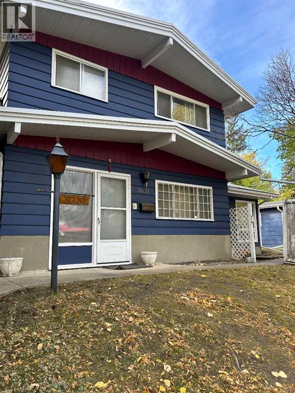 Single Family House for Sale in  Varsity Drive NW Varsity Calgary 