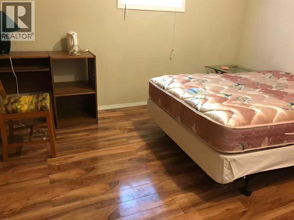 Single Family House for Sale in  Varsity Drive NW Varsity Calgary 