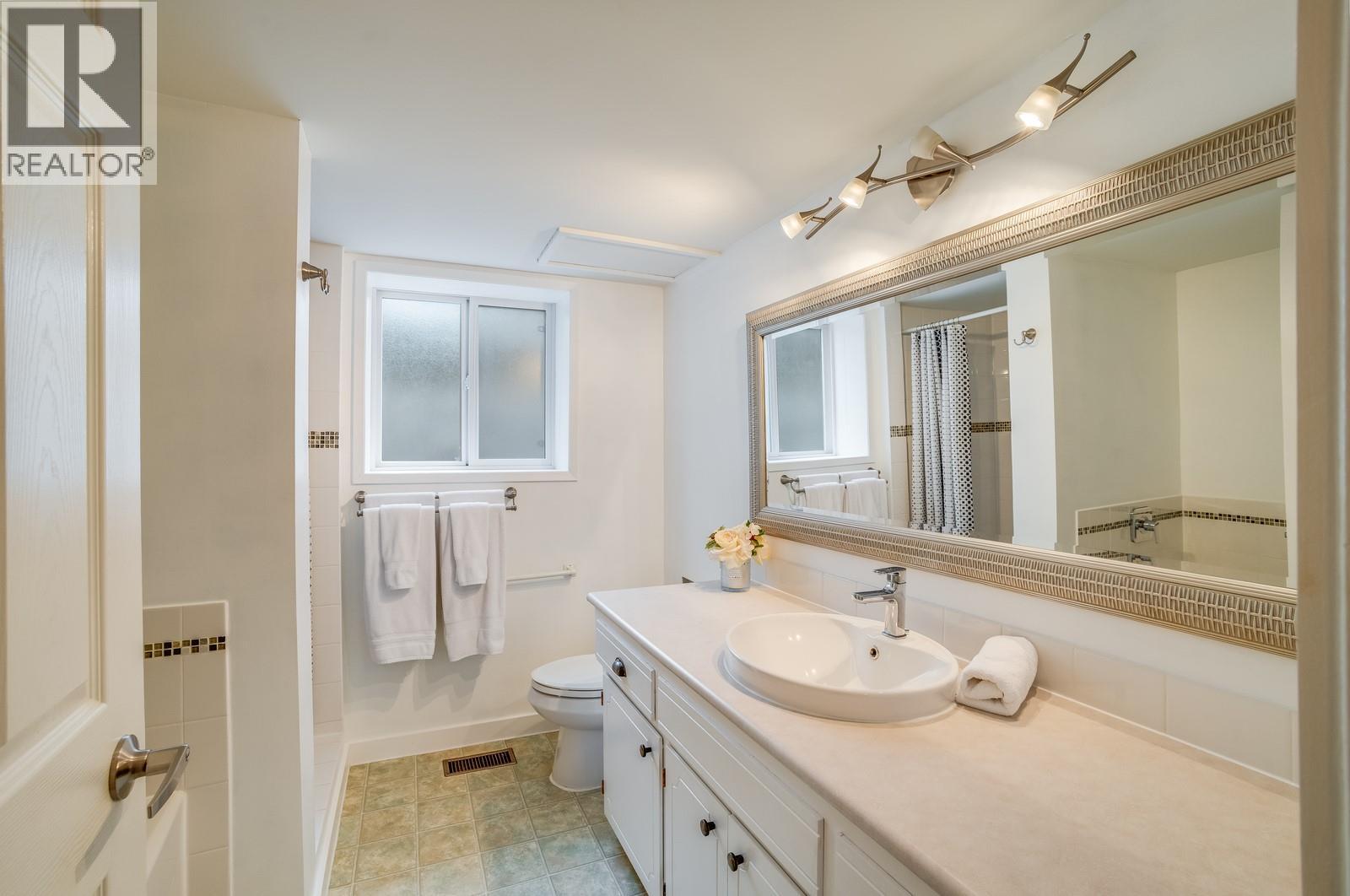  3137 Vector Drive, West Kelowna