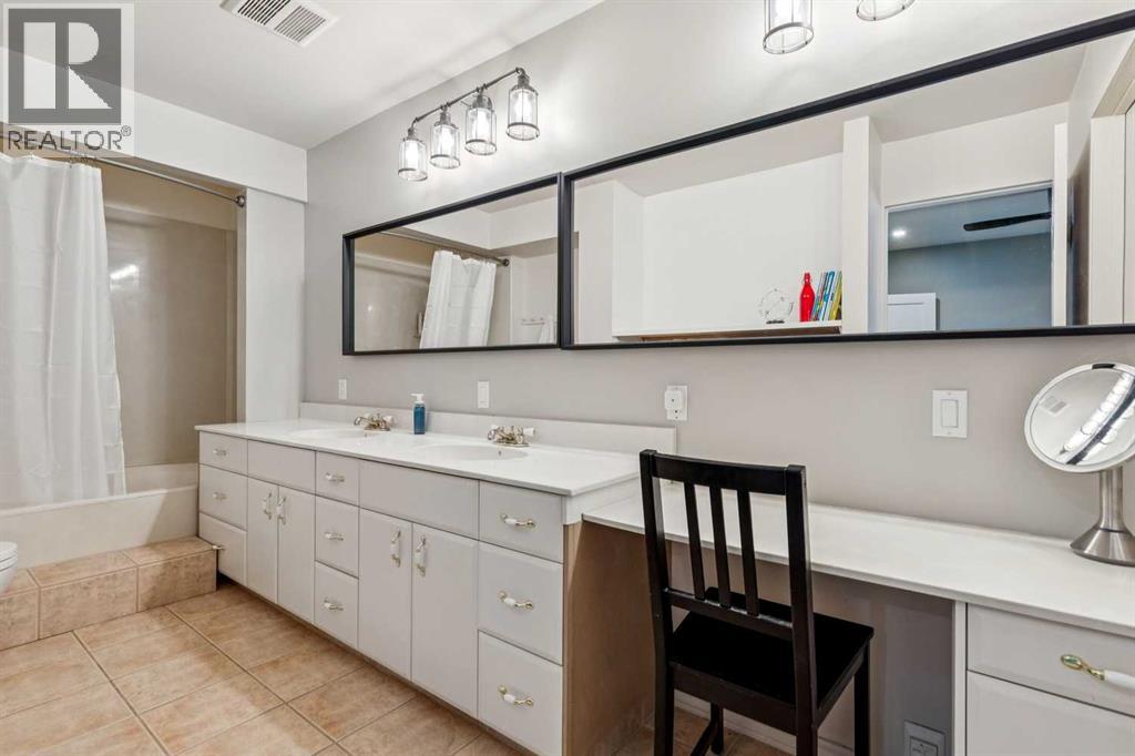 Single Family House for Sale in  Crescent Road NW Crescent Heights Calgary 