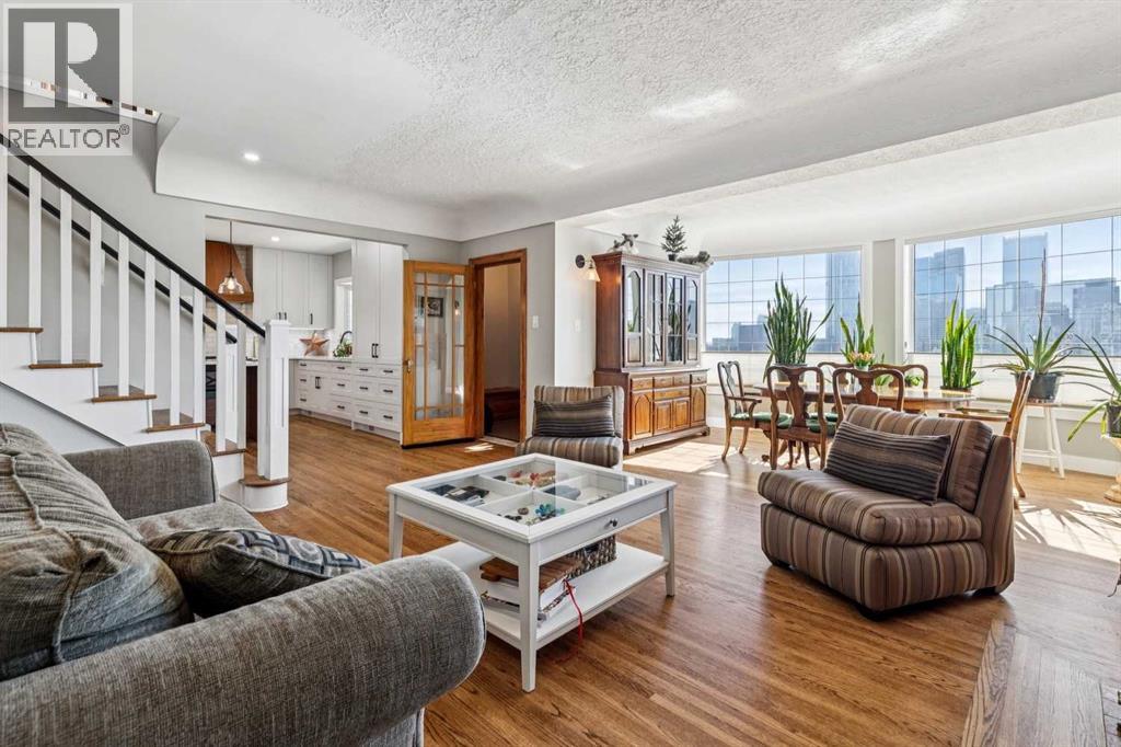 Single Family House for Sale in  Crescent Road NW Crescent Heights Calgary 