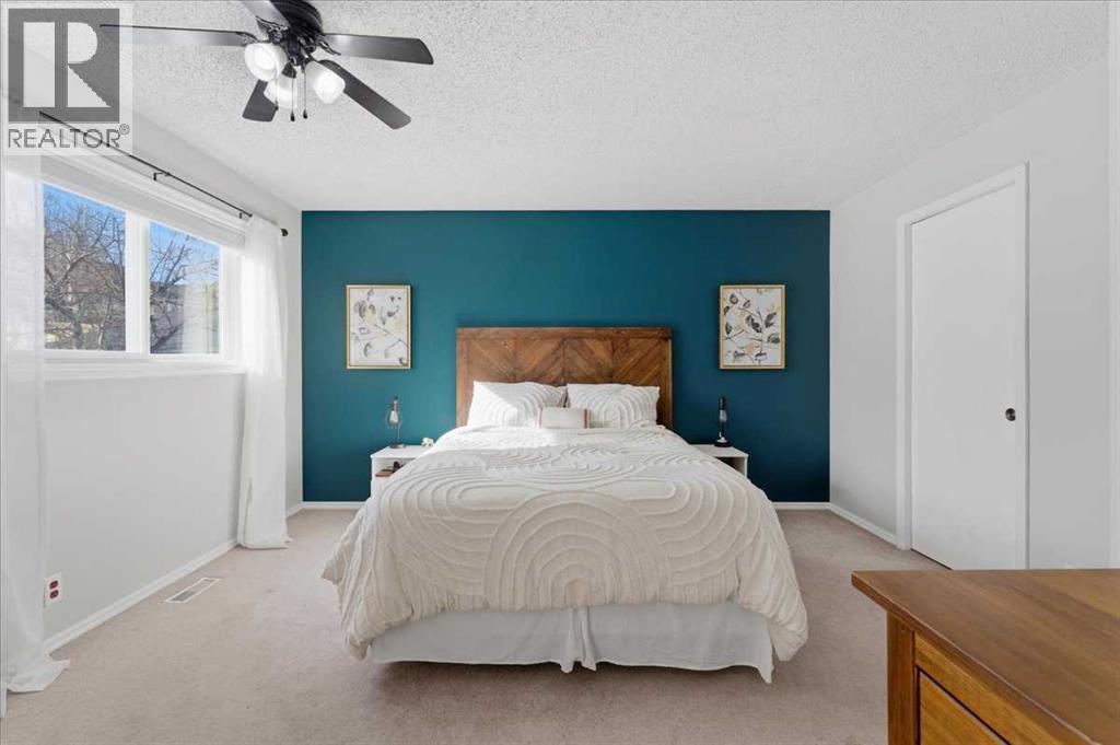 Single Family House Bi-level for Sale in  Macewan Glen Drive NW MacEwan Glen Calgary 