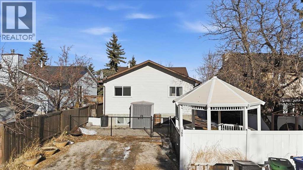 Single Family House Bi-level for Sale in  Macewan Glen Drive NW MacEwan Glen Calgary 