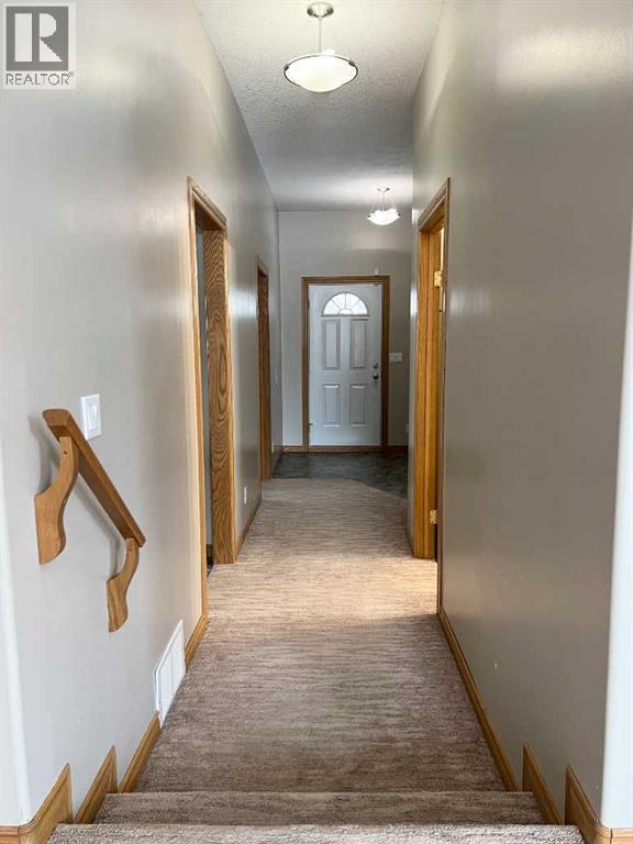 
          4228 8 Avenue
            <br/>
            <span>Edson</span>
            , 
            <span>AB</span>
             <span>T7E1A8</span>
         - Photo 32