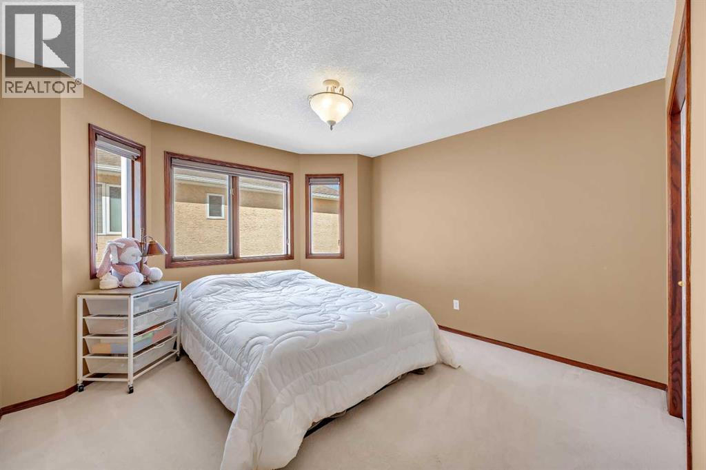 Single Family House for Sale in  Hamptons Boulevard NW Hamptons Calgary 