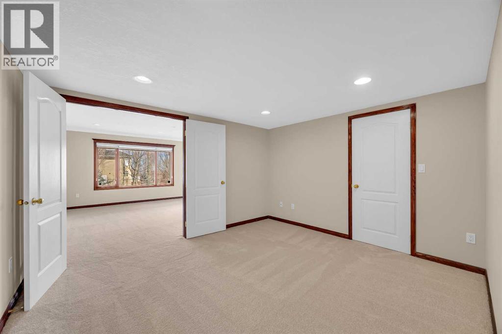 Single Family House for Sale in  Hamptons Boulevard NW Hamptons Calgary 