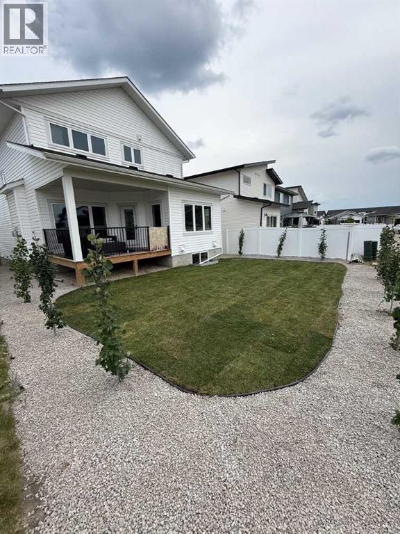 Single Family House for Sale in  Emerald Drive Evergreen Red Deer 