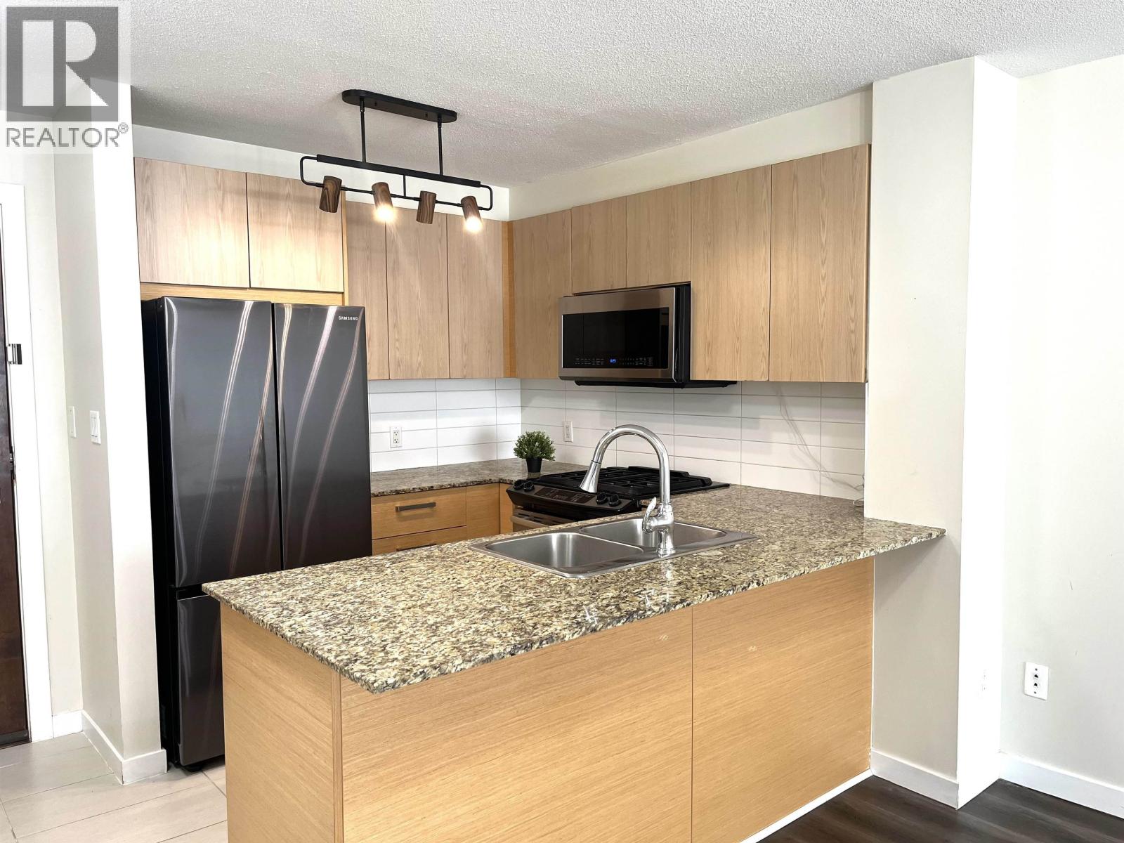 101 5889 IRMIN Street - photo 2