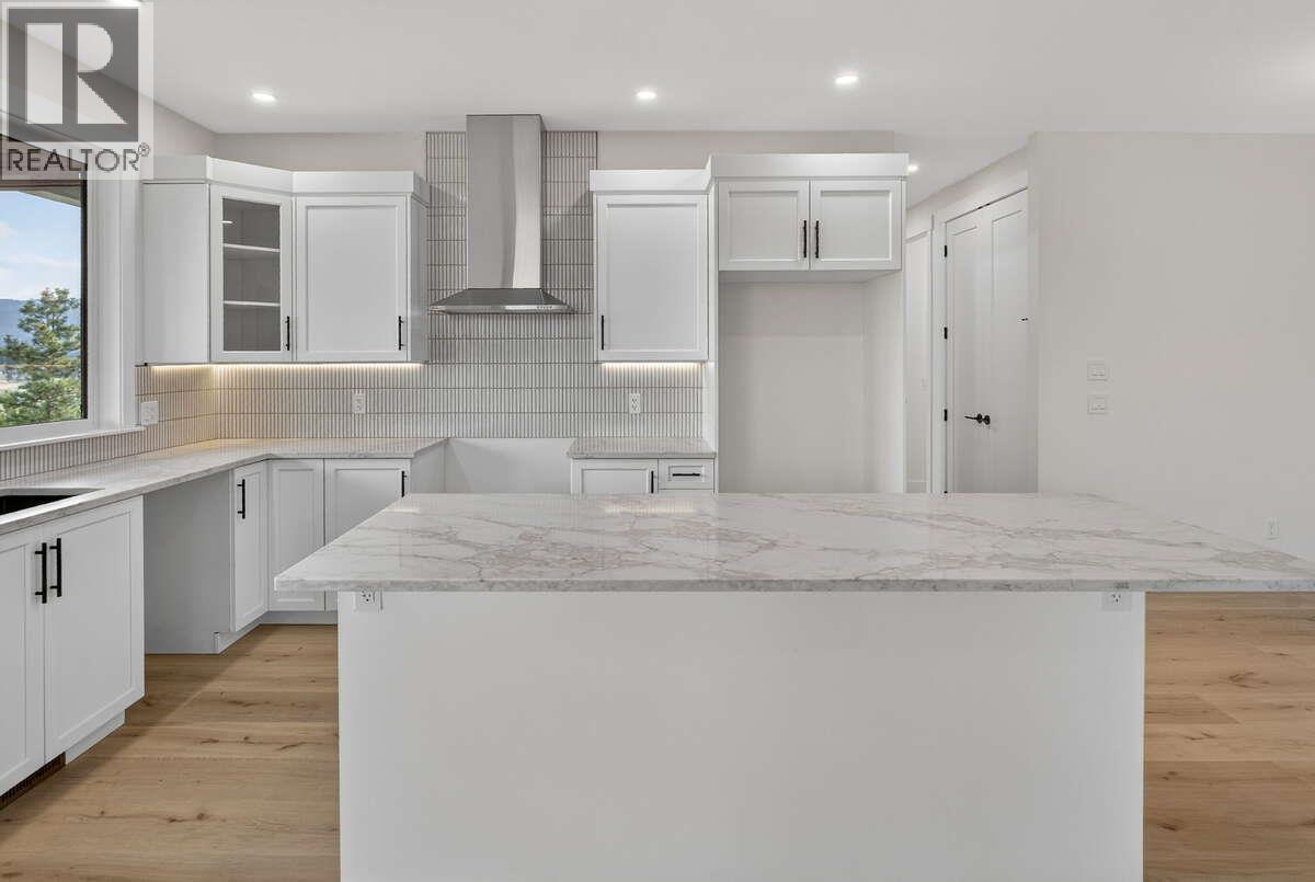  2150 Montenegro Drive, Kelowna