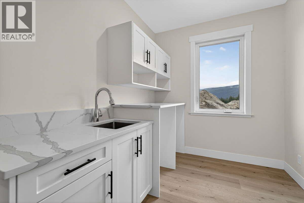  2150 Montenegro Drive, Kelowna