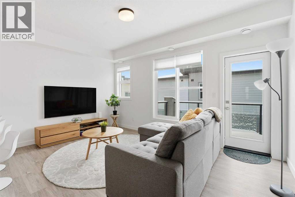 129, 2117 81 Street SW, Calgary, Alberta