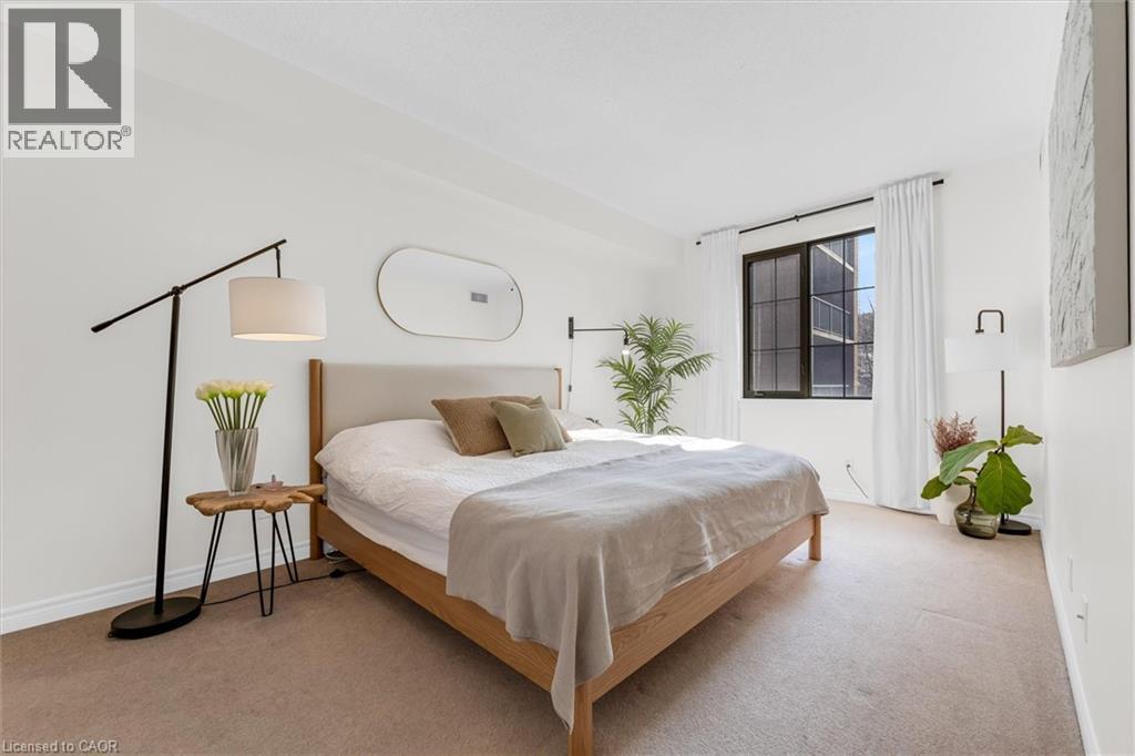 47 CAROLINE Street N Unit# 409