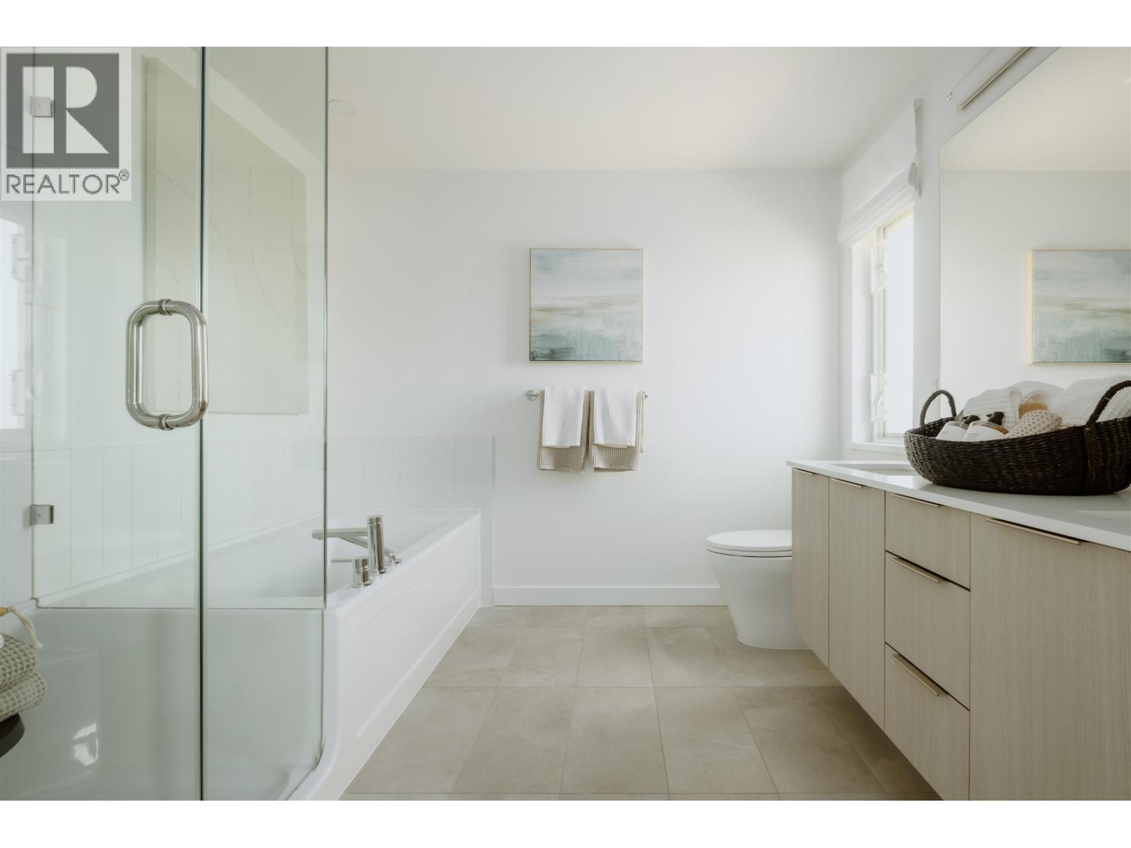 2470 ALDER WAY, Tsawwassen