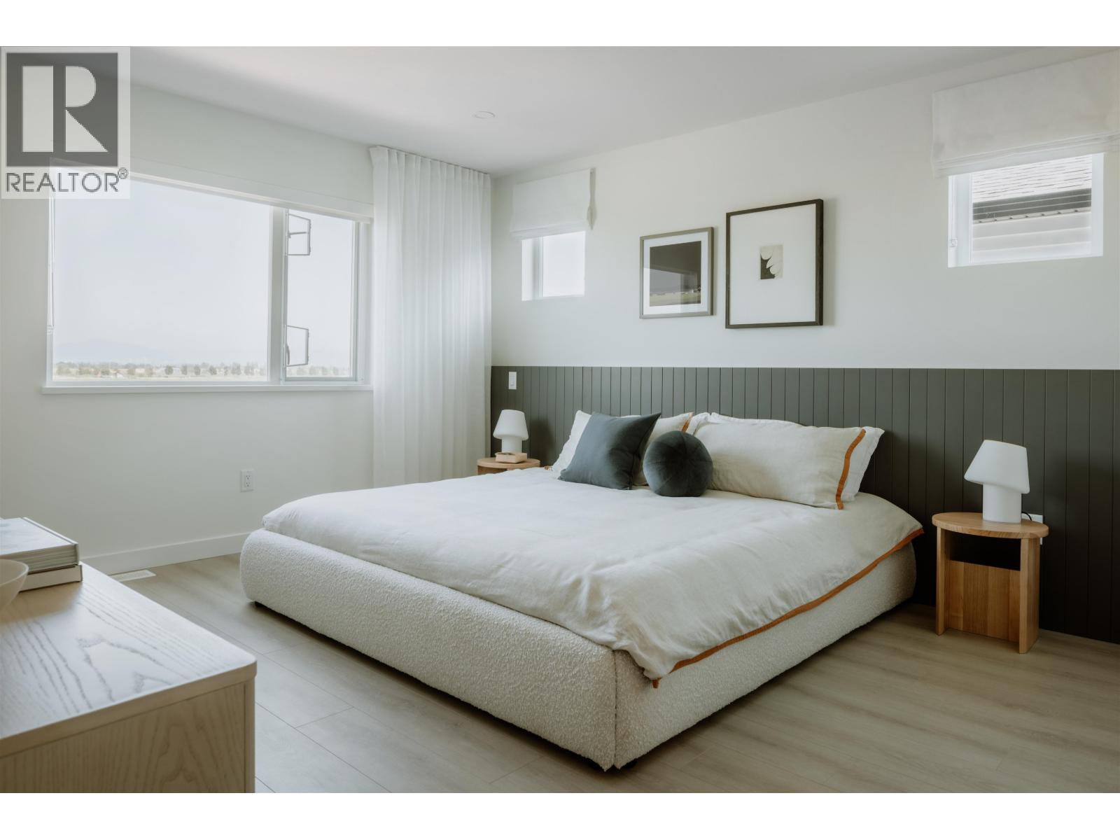 2470 ALDER WAY, Tsawwassen