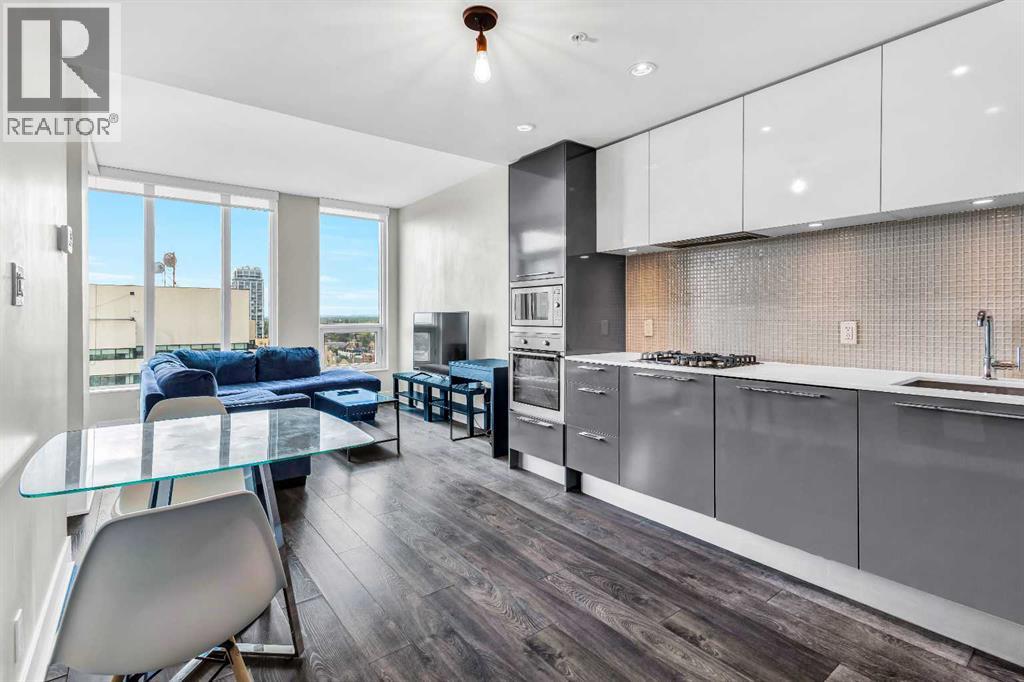 Single Family House for Sale in    Avenue SW Beltline Calgary 