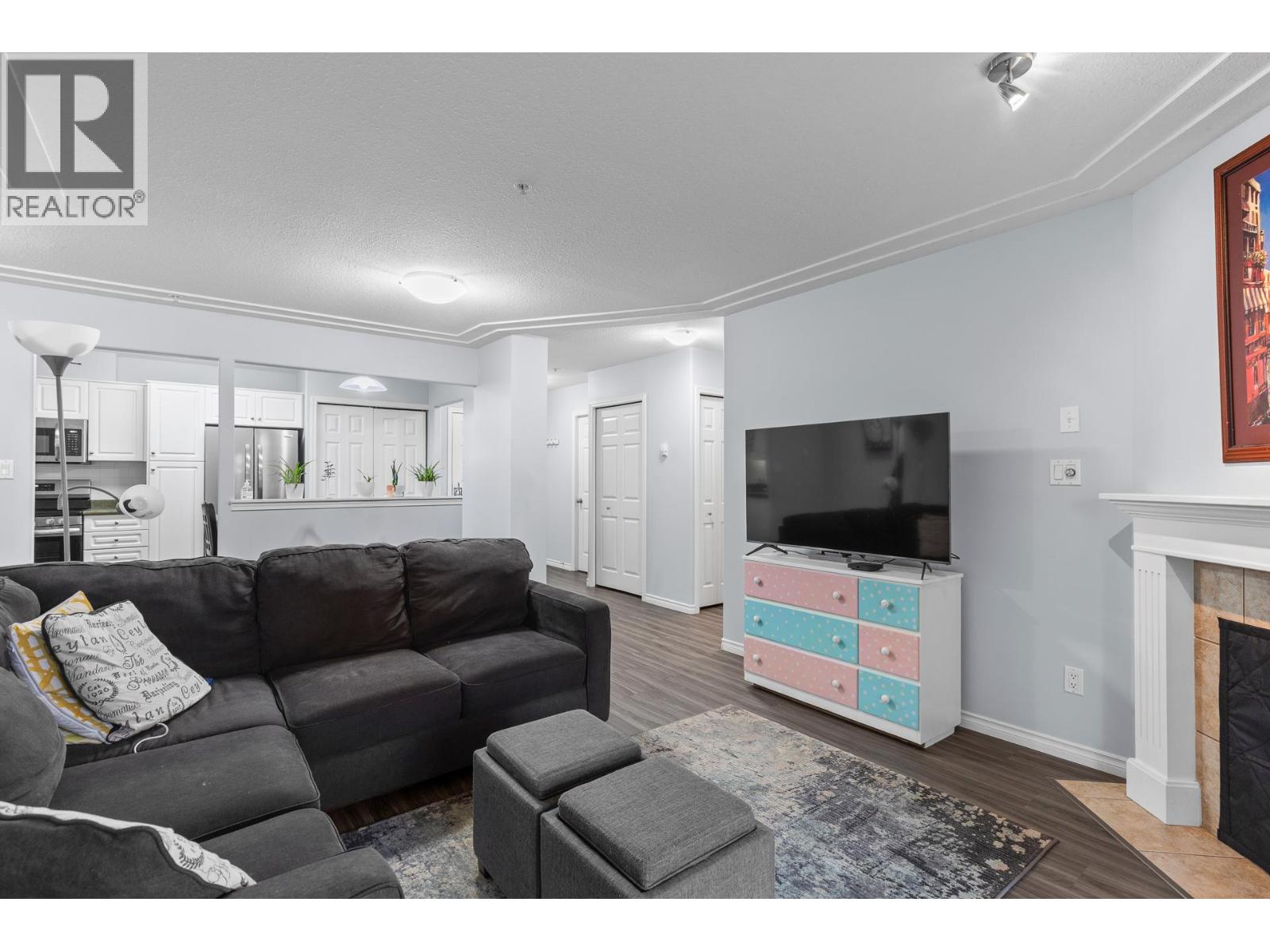 #105 1966 DURNIN ROAD - 13