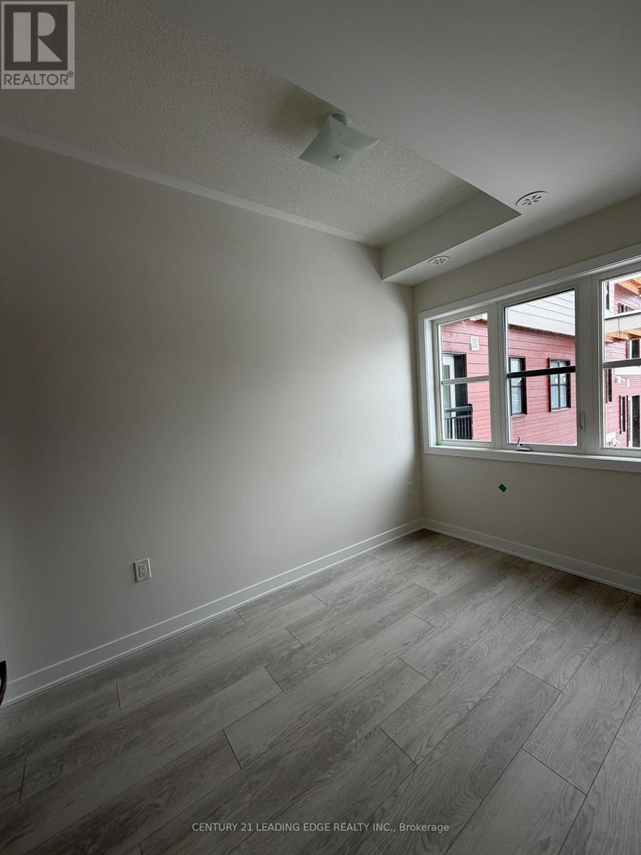 15100 YONGE STREET - 13