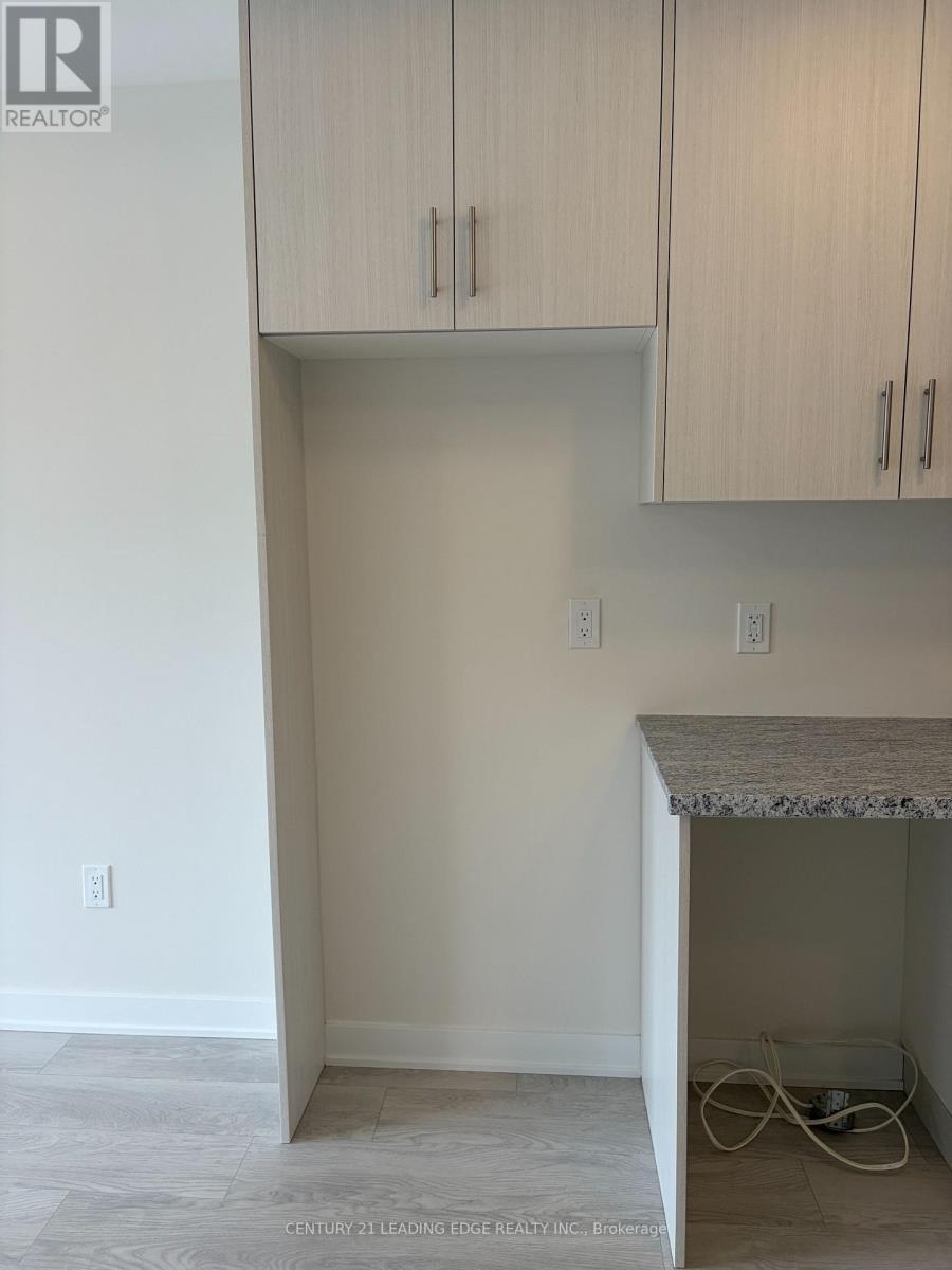 15100 YONGE STREET - 20
