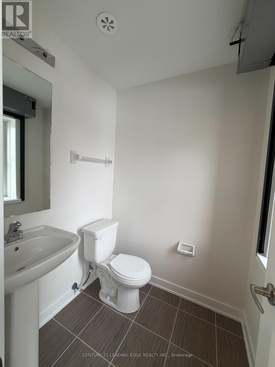 15100 YONGE STREET - 22