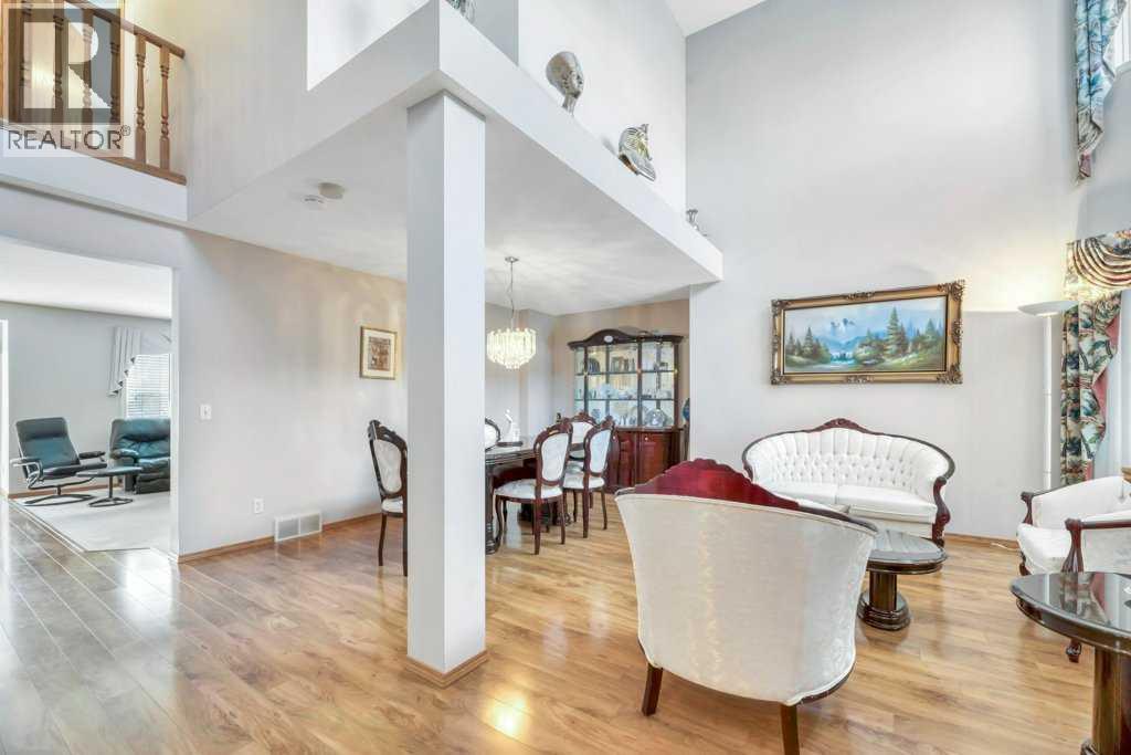 52 Country Hills Green NW, Calgary, Alberta