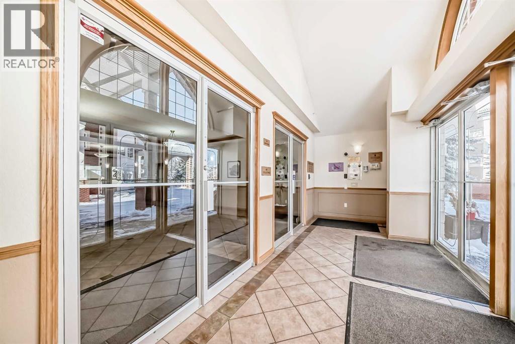 Single Family House for Sale in   Tuscany Springs Boulevard NW Tuscany Calgary 