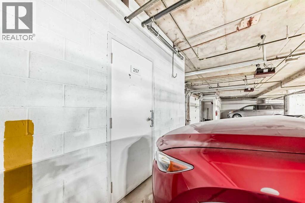 Single Family House for Sale in   Tuscany Springs Boulevard NW Tuscany Calgary 