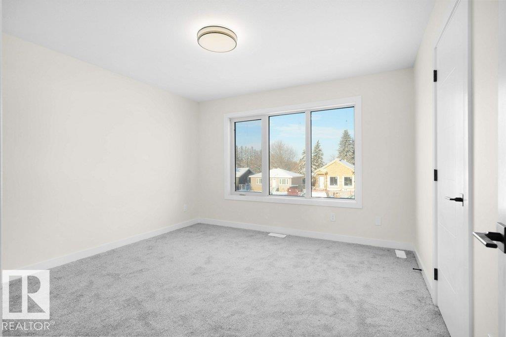 10663 61 AV NW - 23