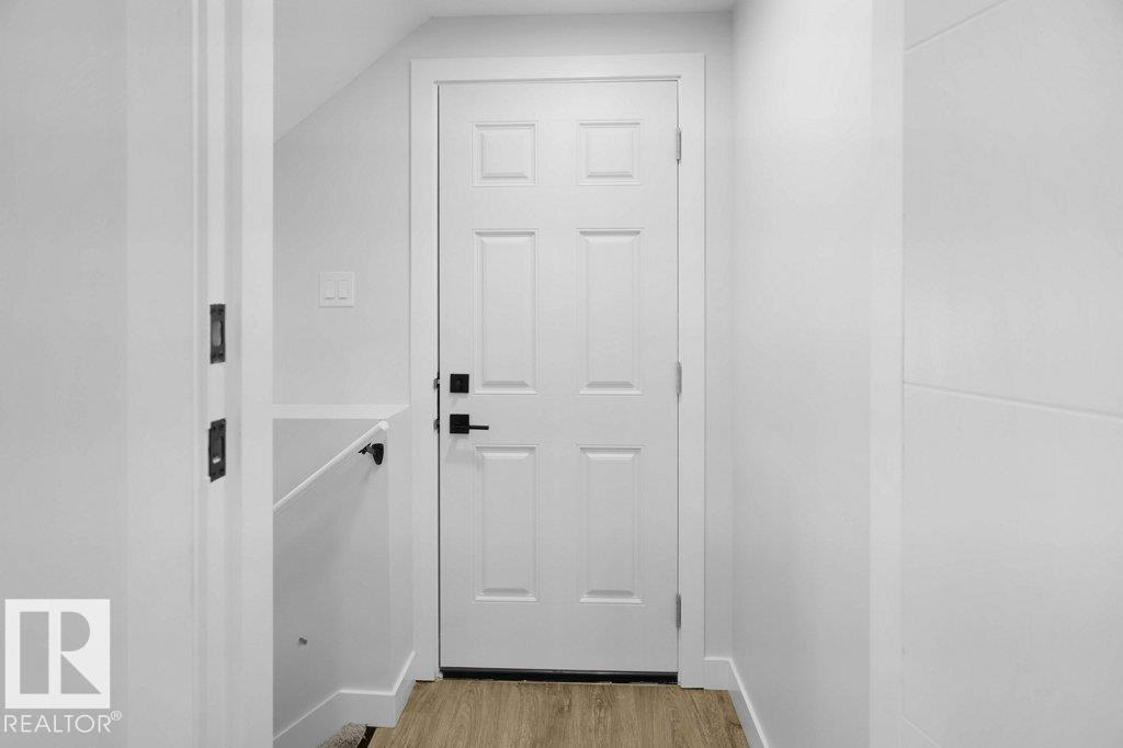 10663 61 AV NW - 8