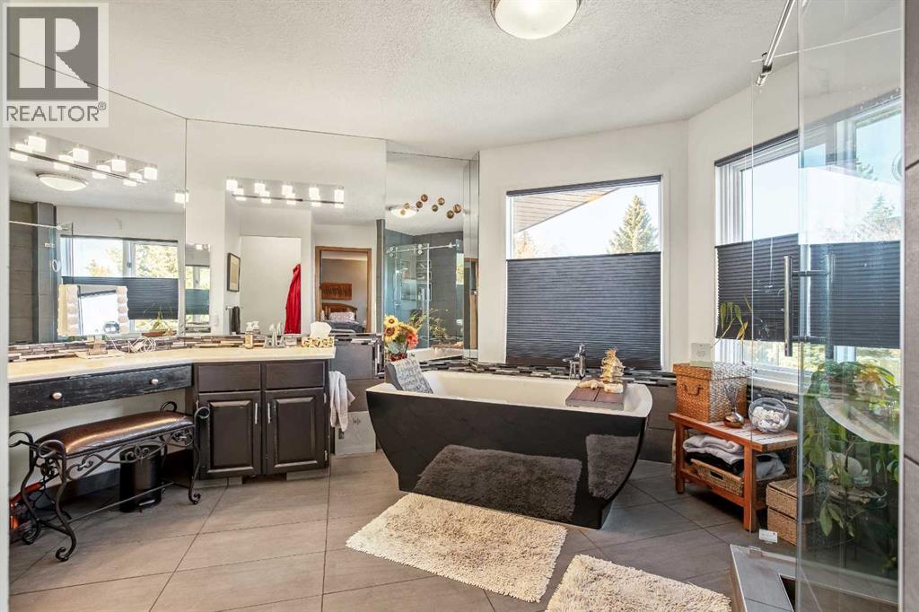 Single Family House for Sale in  Canter Place SW Canyon Meadows Calgary 