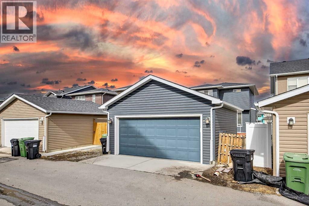 Single Family House for Sale in  Redstone Drive NE Redstone Calgary 