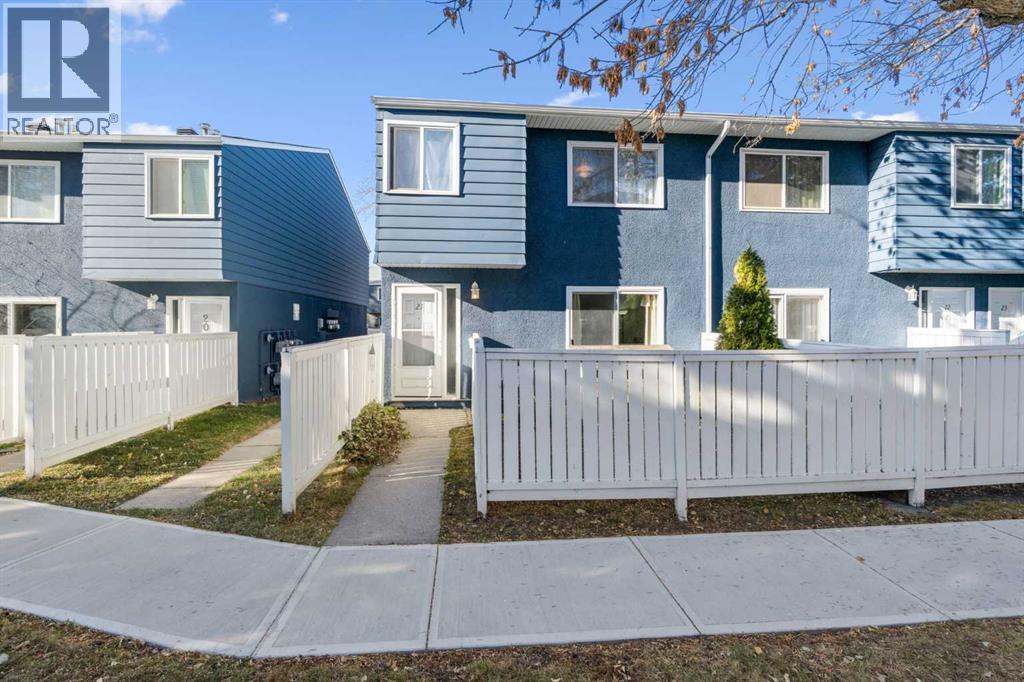 Single Family House for Sale in    Avenue SE Acadia Calgary 