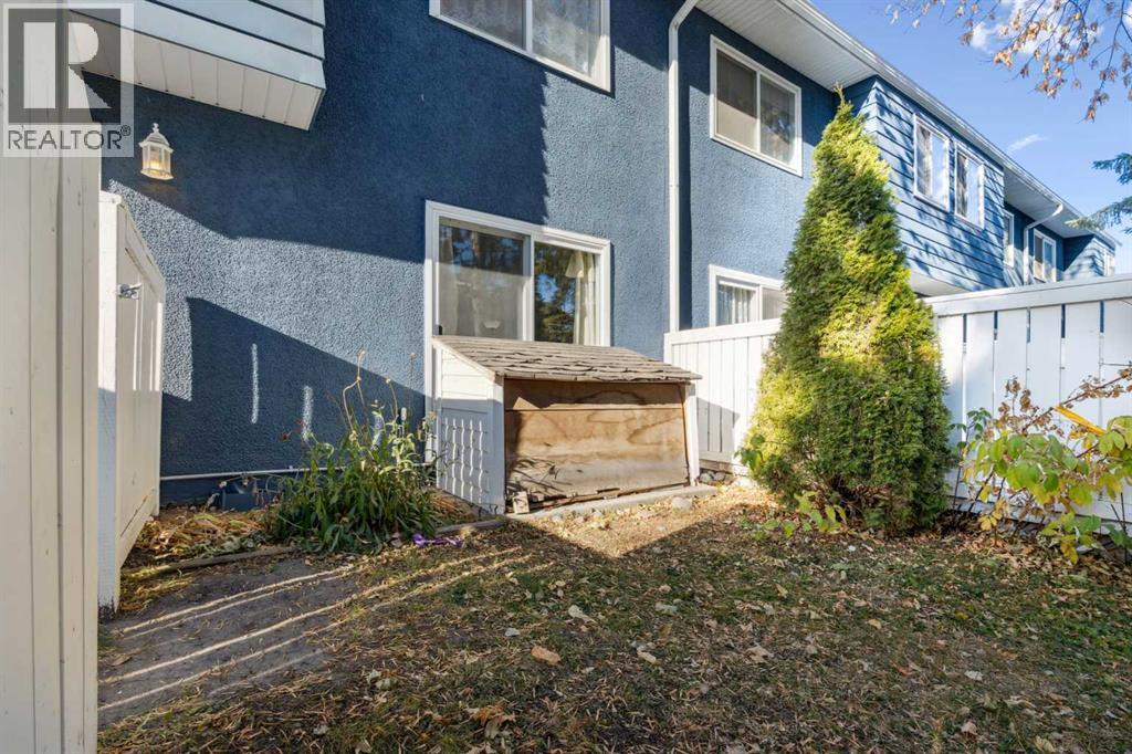 Single Family House for Sale in    Avenue SE Acadia Calgary 