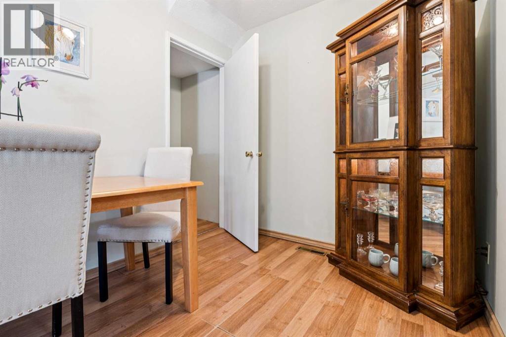 Single Family House for Sale in    Avenue SE Acadia Calgary 