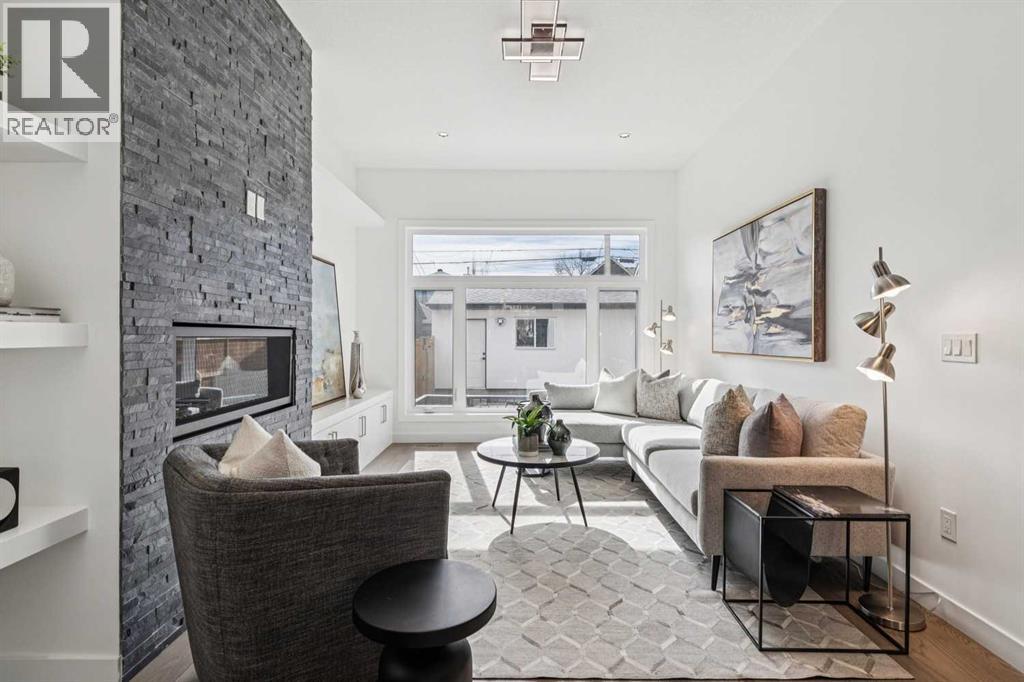 Single Family House for Sale in   Avenue NW Hillhurst Calgary 