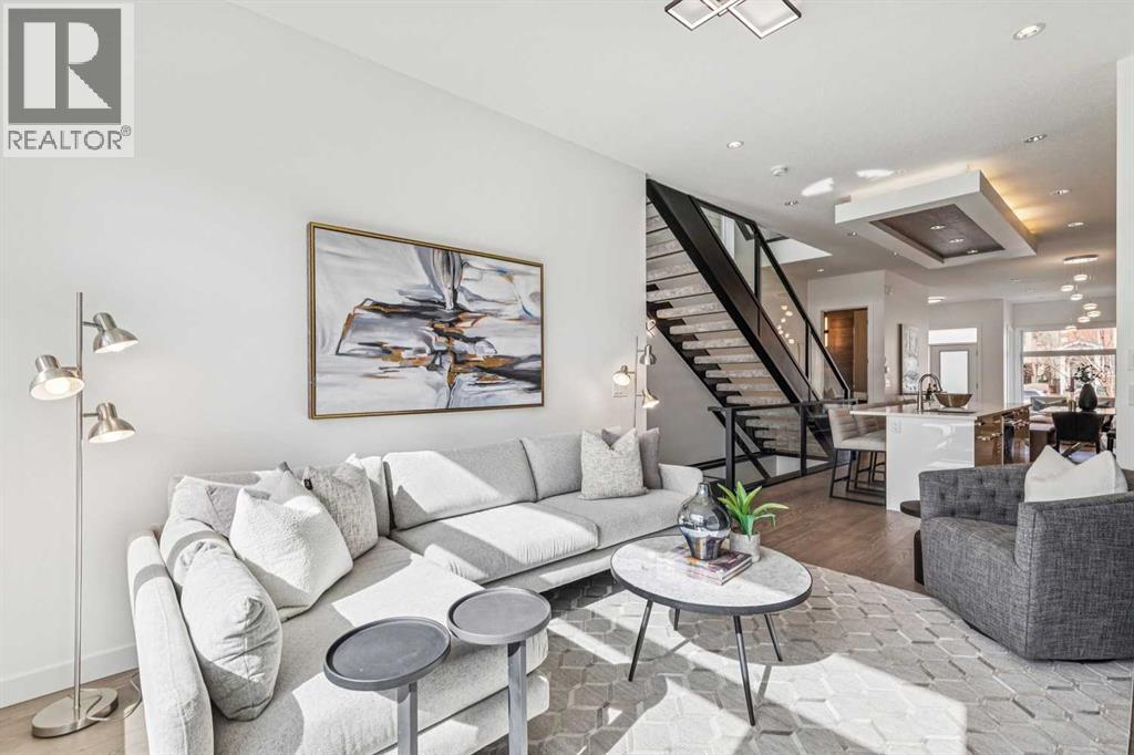 Single Family House for Sale in   Avenue NW Hillhurst Calgary 