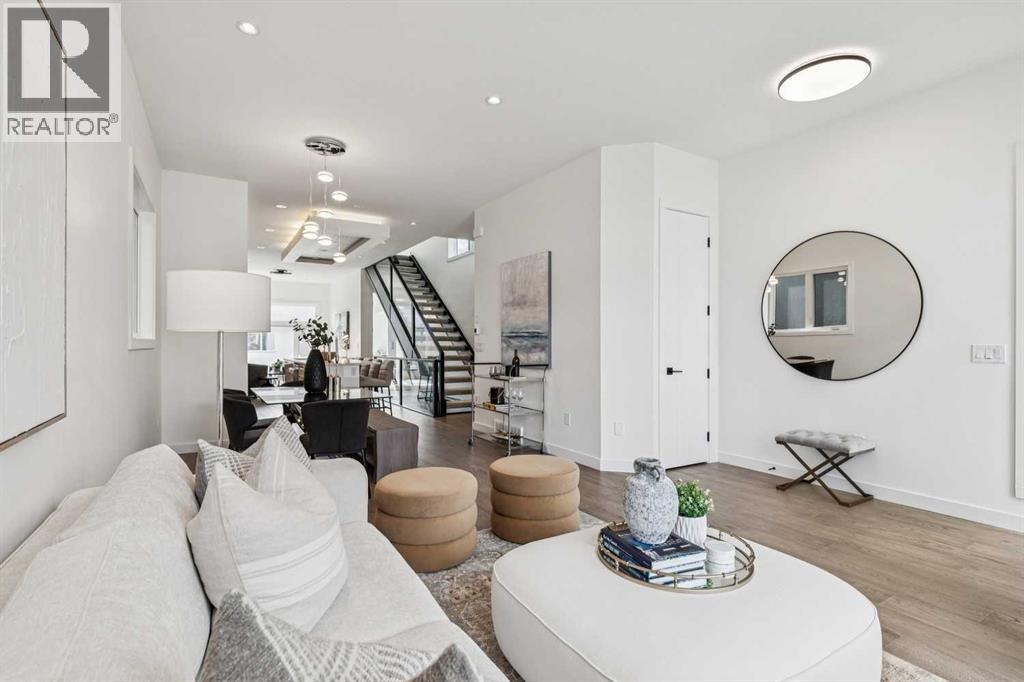 Single Family House for Sale in   Avenue NW Hillhurst Calgary 